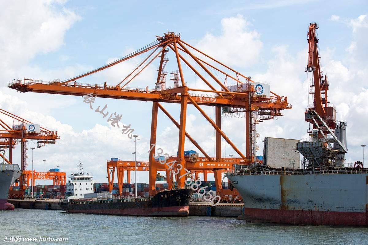 湖南常德岸橋廠家岸橋適應(yīng)性廣，操作方便